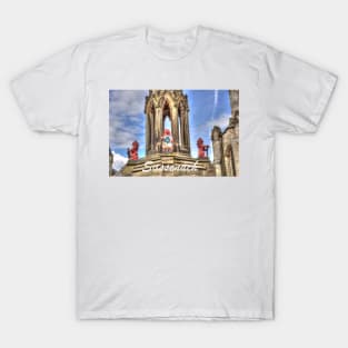 the Bruce Fountain , Inverness - ( Outlander location Falkland, Scotland ) T-Shirt